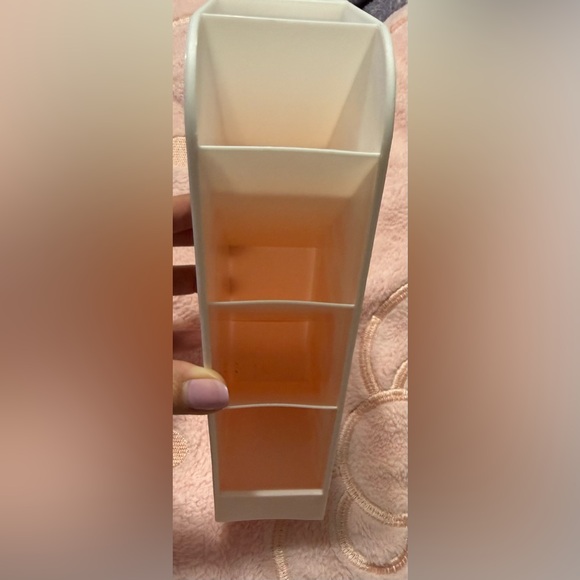 🆕 Hello Kitty Pen or Makeup Organizer - Picture 3 of 3